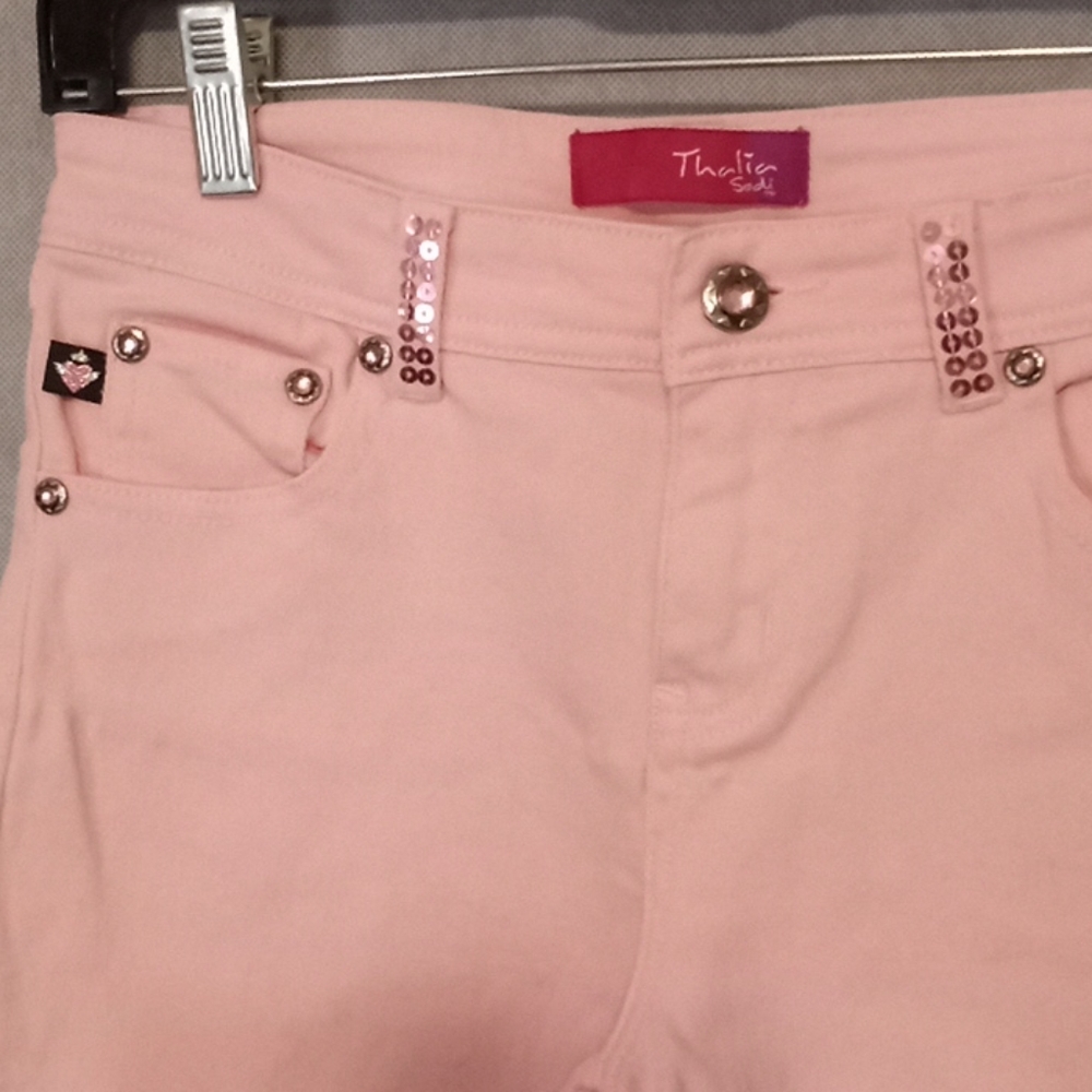 Pink sequin capri - Picture 3 of 4